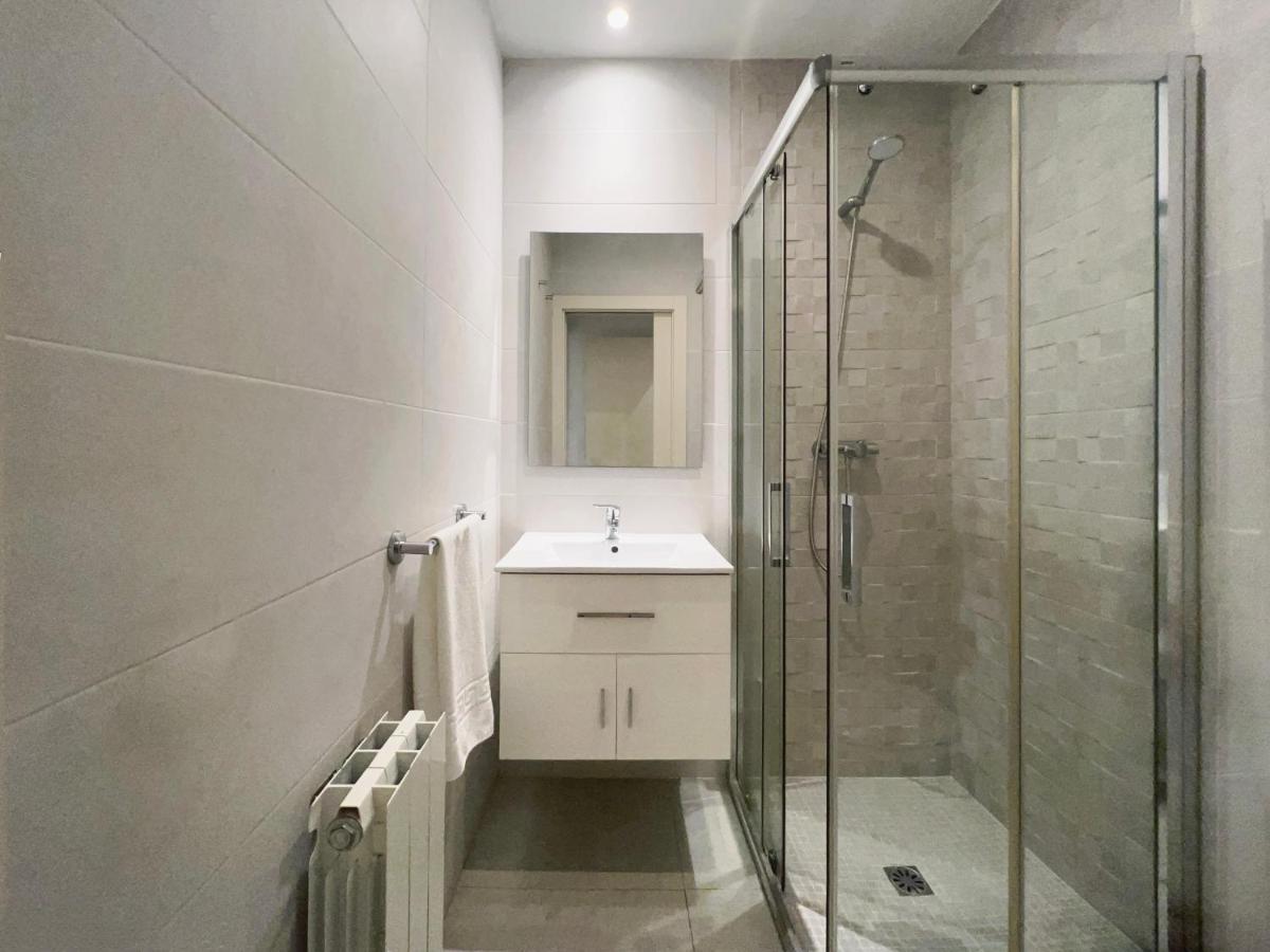 Stay U-Nique Apartments Sants Barcelona Bagian luar foto