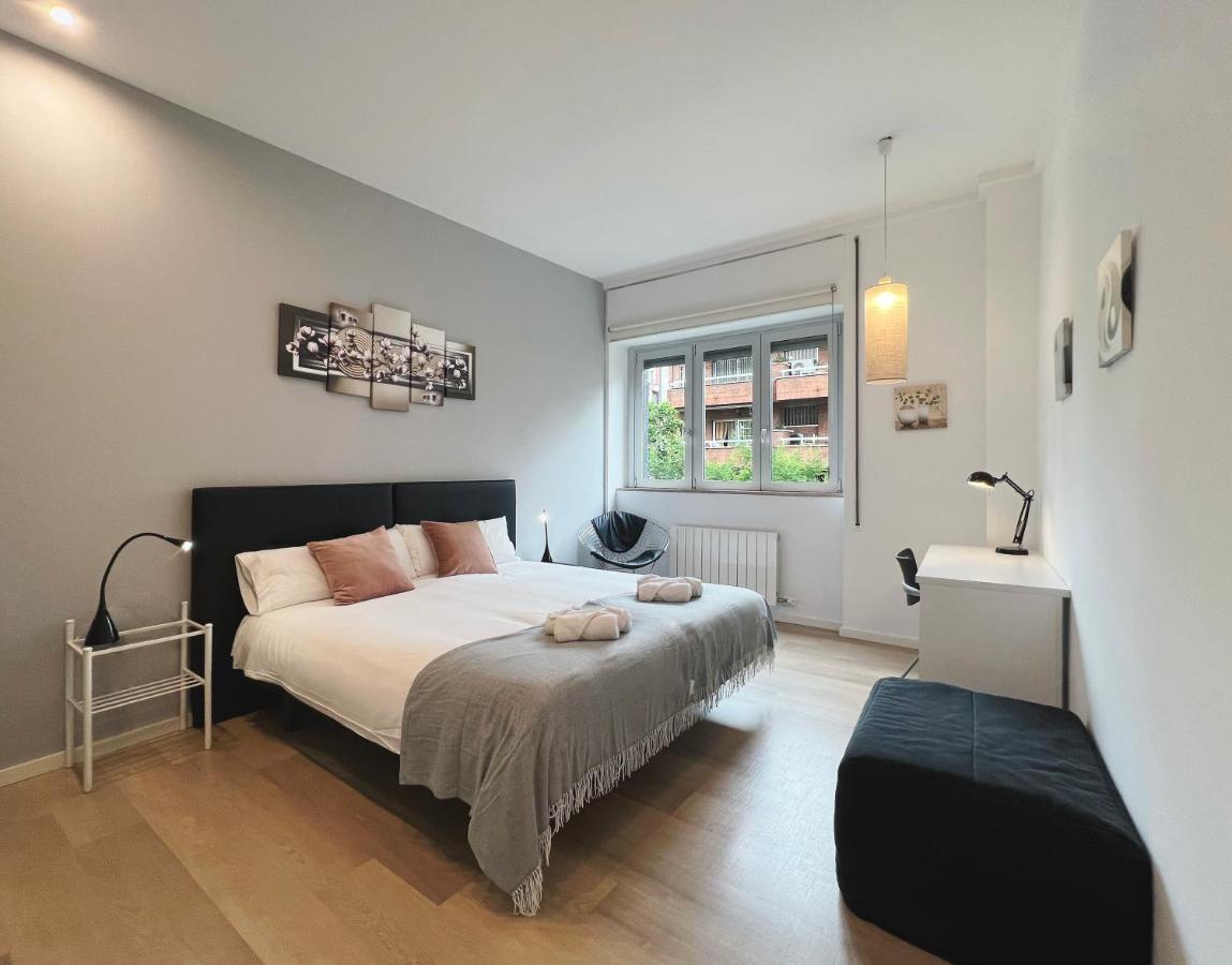 Stay U-Nique Apartments Sants Barcelona Bagian luar foto