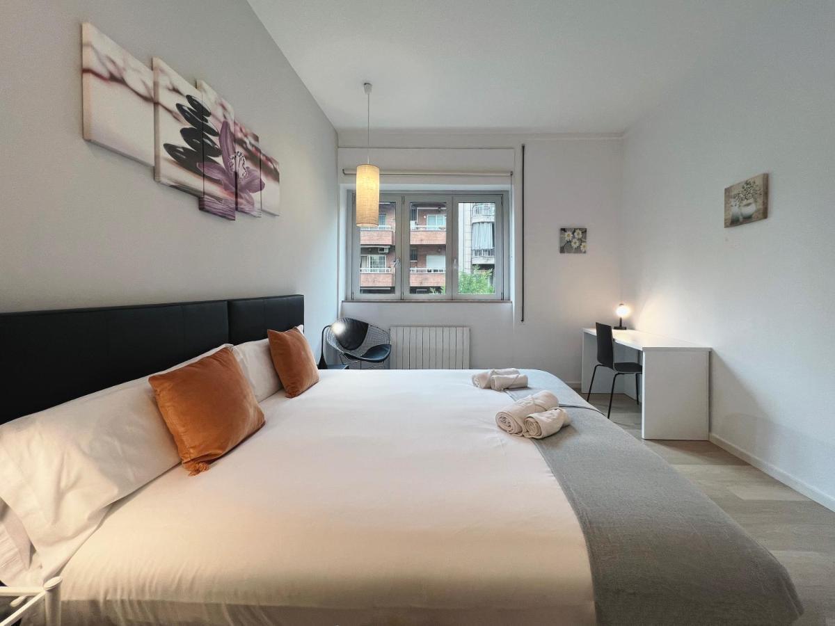 Stay U-Nique Apartments Sants Barcelona Bagian luar foto